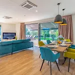 Beautiful In With Kitchen Semesterbostad Poreč