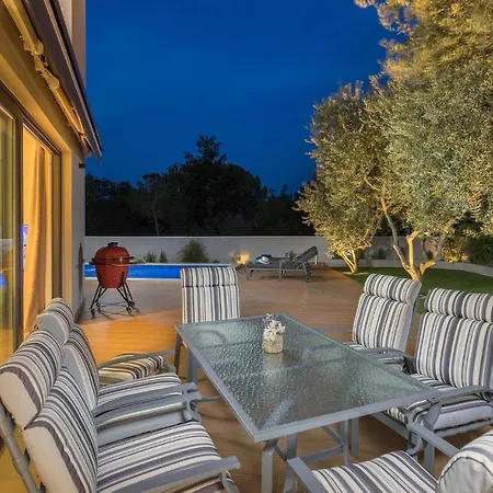 Gorgeous In Holiday home