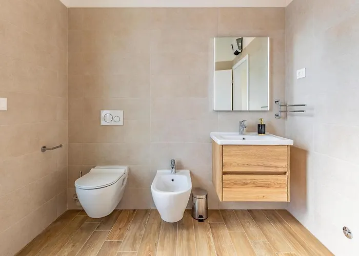 Beautiful In With Kitchen *