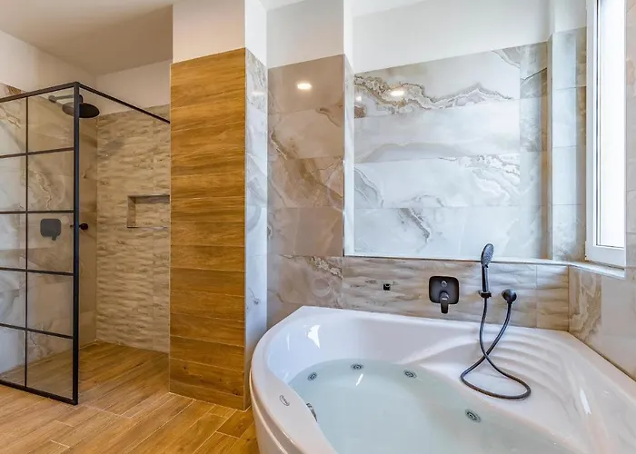 Tatil Evi Beautiful In With Kitchen Poreč