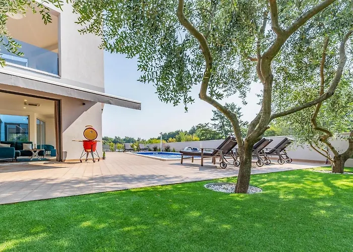 Tatil Evi Beautiful In With Kitchen Poreč