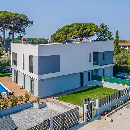 度假居 Beautiful In With Kitchen *